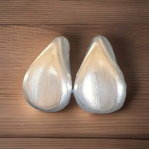 Essex Silver Tone Vintage Clip On Earrings